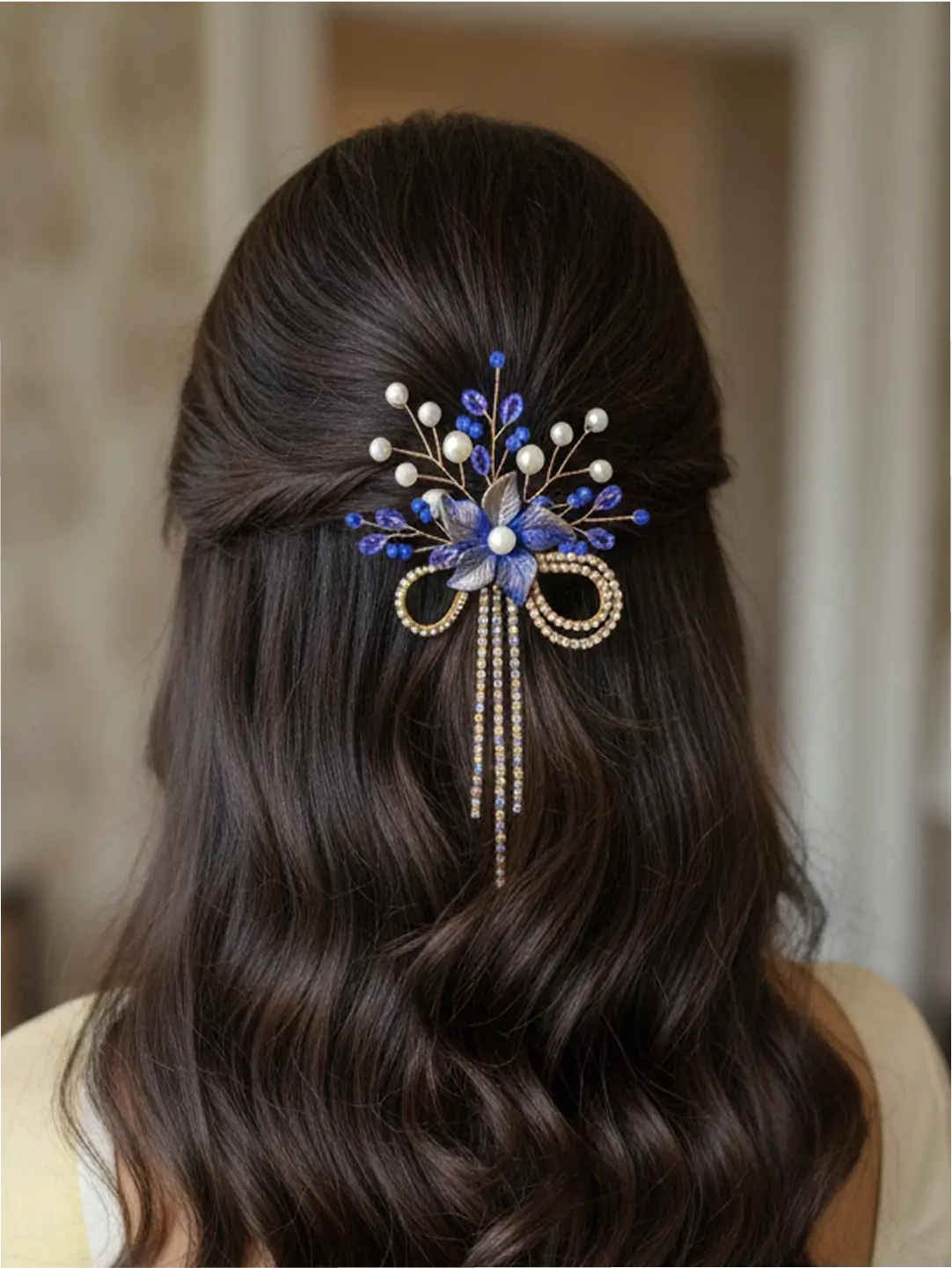 Lustrous Petal & Pearl Hair Clip